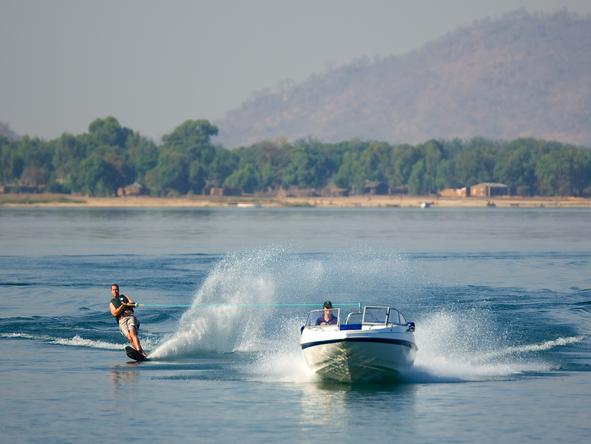 Pumulani Lake Lodge - Watersport 